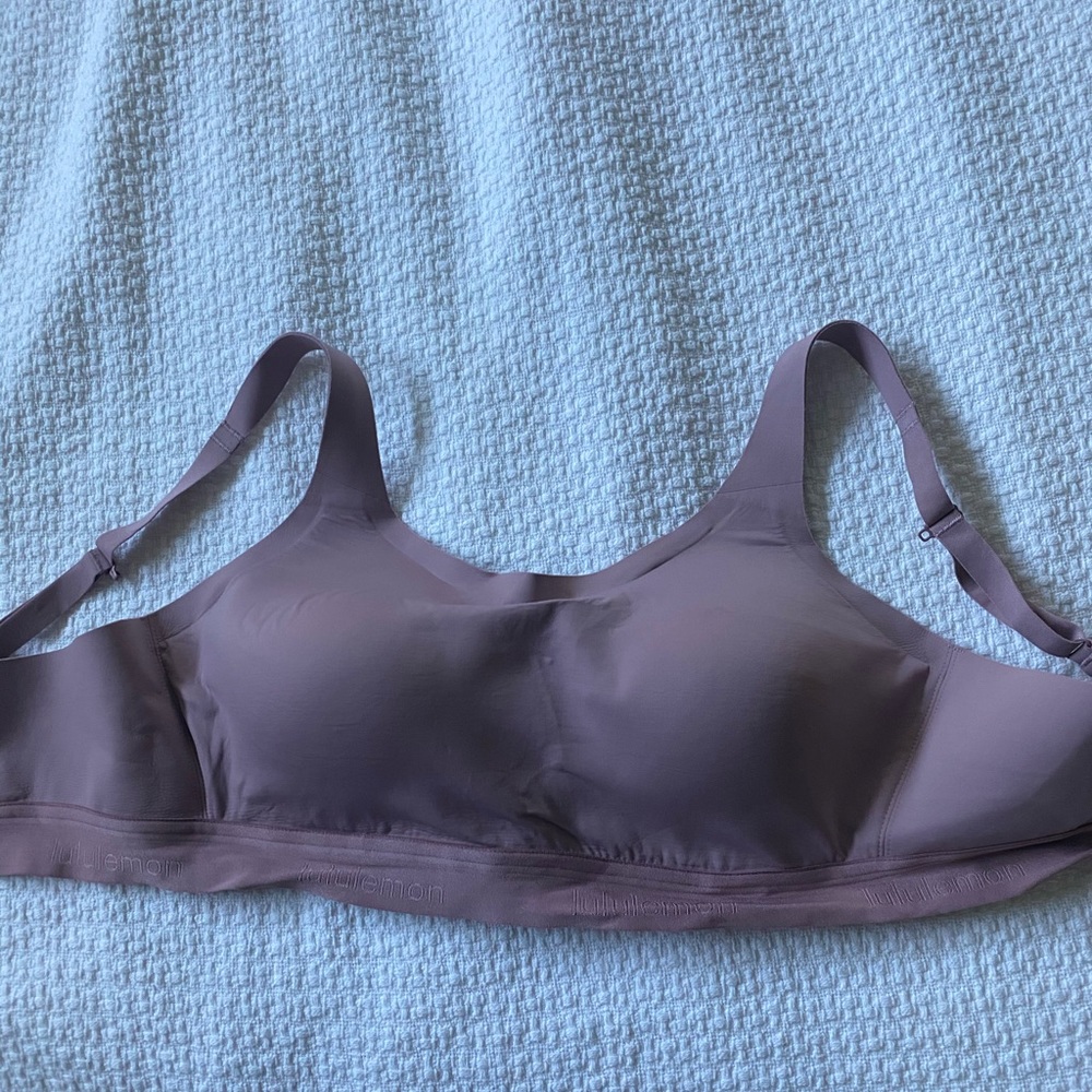 Lululemon Sports Bra 34DD